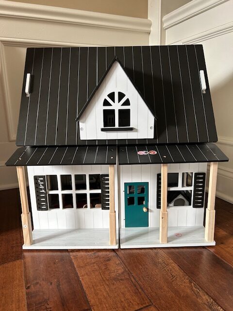Birthday gift ideas for 3-year-olds dollhouse