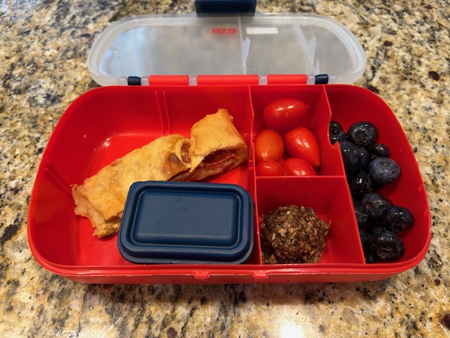 school lunch ideas - stromboli