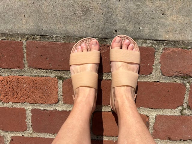 Summer shoes for moms - Water friendly shoes